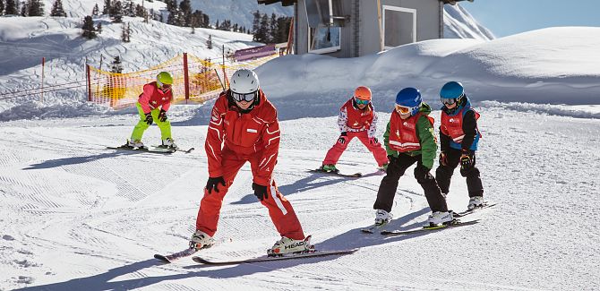 Ski school Salober-Schröcken.