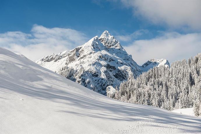 Winterblick auf die Künzelspitze