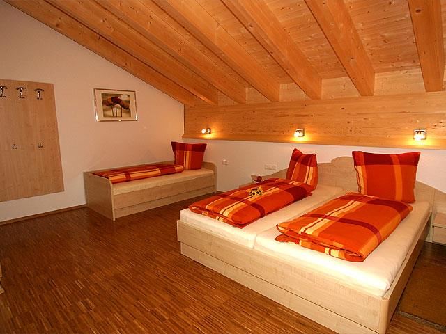 großzügige Schlafzimmer