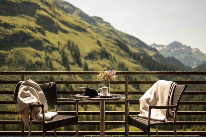 Balkon mit Blick ins Grüne